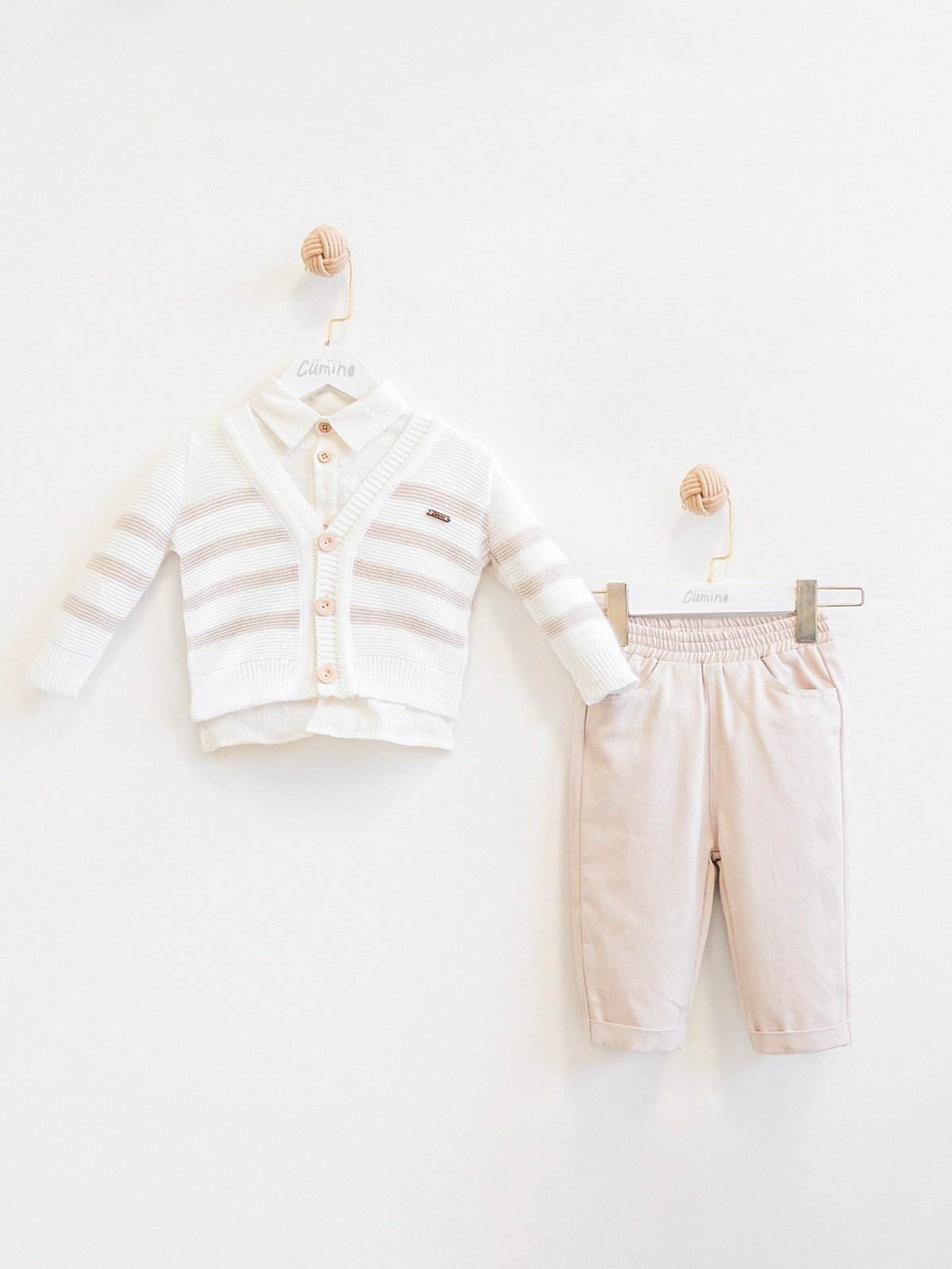 Soft Bej Çizgili Takım | Image Not Found